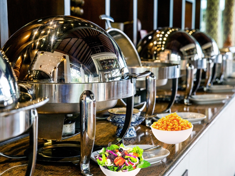 Nitty-gritty of Catering Services: Styles, Safety Measures, and Event Solutions